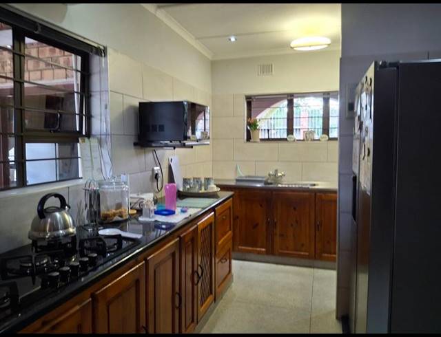3 BEDROOM HOUSE FOR SALE IN VELD-EN-VLEI